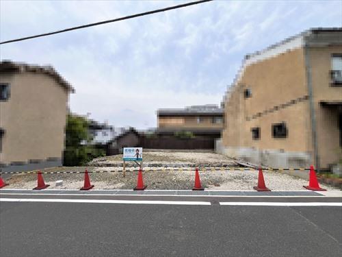 現地