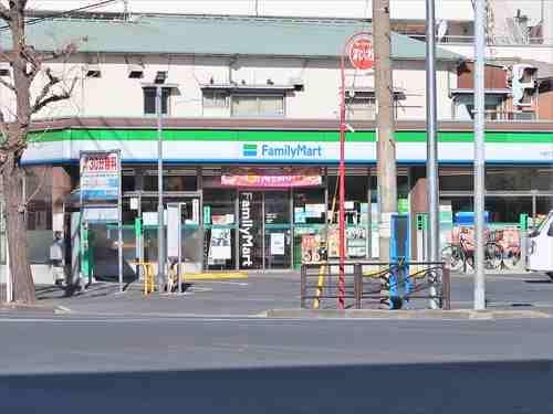ファミリーマート大島三丁目店まで290m